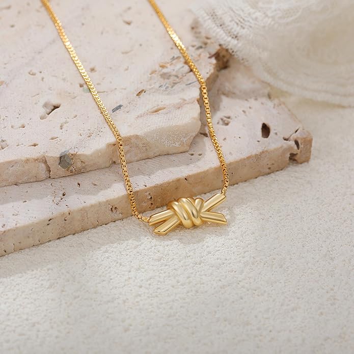 Gold Knot Pendant Necklace for Women Dainty Gold Necklace Love Knot Necklace Statement Jewelry