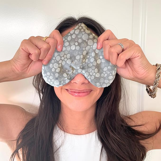 Weighted Heart Eye Pillow with Organic Lavender & Flaxseed – Relaxation Gift for Women, Meditation Tool, Mindful Rest, Cooling Eye Mask, Wellness Self-Care Kit