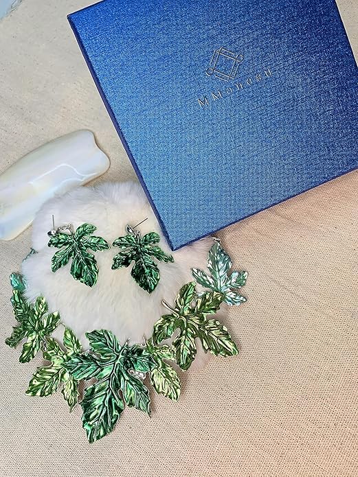 Chunky Leaf Floral Statement Necklace Earring Set Vintage Boho Statement Jewelry Set Drama Bib Collar Jewelry Set for Women Fashion Prom Party Costume Jewelry