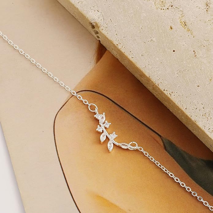 MIDEEO 14K Gold Leaf Pendant Necklaces for Women Dainty Sun Coin Choker Medallion Moon Star Necklace Minimalist Jewelry
