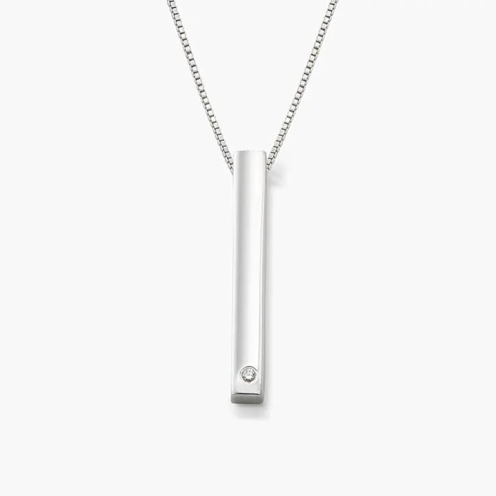 OAK & LUNA - Personalized Pillar Bar Necklace with Diamond Options - Custom Inscription Engraved Pendant - Up to 4 Names - Jewelry Gift for Women, Her, Mother For Mother's Day, Christmas