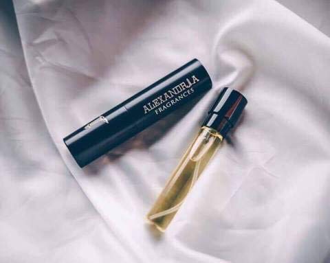 Alexandria Fragrances Oriental Oud Perfume for Men - Long Lasting Saffron, Lavender Fragrances – Elegant Oud & Vetiver Perfume Men for Daily Use – Travel Size Perfect for Every Occasion – 10ml