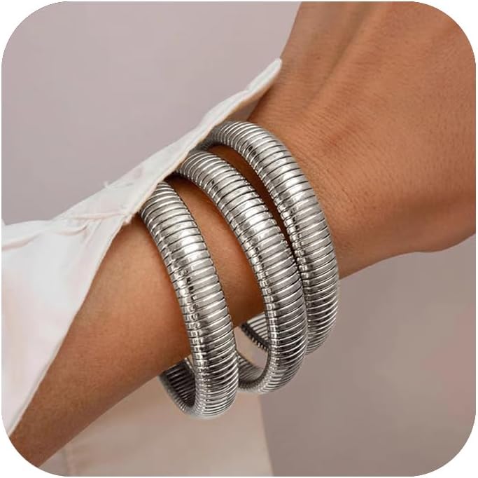 18K Gold Plated Bracelets for Women Gold Bangles for Women Chunky Bangle Bracelets for Women Bracelets Stack Tarnish Free Bangle Set of 3 for Women Accessories for Her Gifts
