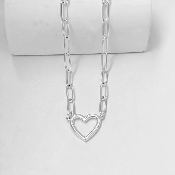 Cute Heart Necklace for Women Gold/Silver Plated Heart Pendant Choker Necklaces Tendy Love Heart Chain Necklace Dainty Gold/Silver Necklace Jewelry Gifts for Women