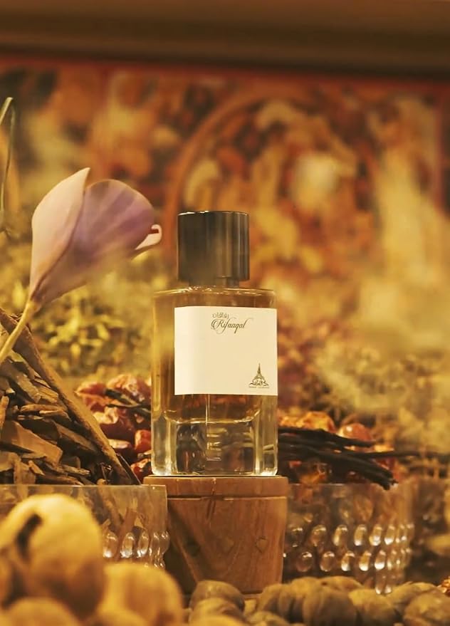 Paris Corner | Rifaaqat Unisex EDP 2.8 Fl Oz | A Captivating Blend of Elemi, Pink Pepper, and Vanilla with Smoky Leather Notes | Sophisticated and Alluring Vanilla Perfume Experience