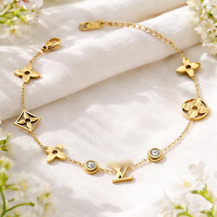 Gold Chain Bracelet with Crystal Accents, Luxury Logo Design, Fashion Jewelry for Women and Men