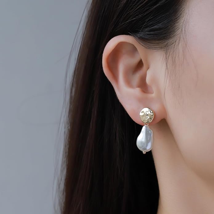 Statement Pearl Dangle Earrings,Gold and Large Pearl,Luxury Chandelier Organic Style Earrings