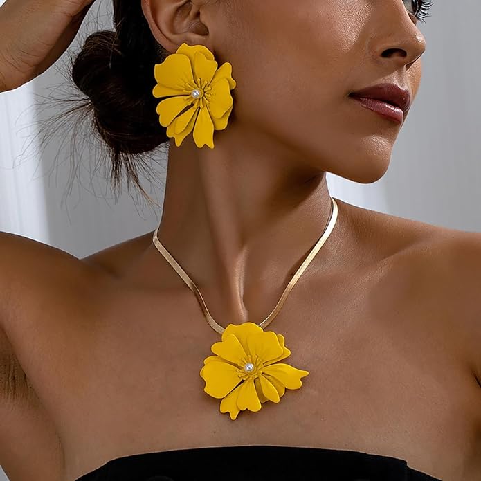 Vintage Flower Necklace Earring Set Gold Snake Chain Necklace Bohemian Red Flowers Choker Necklaces Hypoallergenic Statement Flower Stud Earrings Elegant Bridal Wedding Summer Beach Jewelry