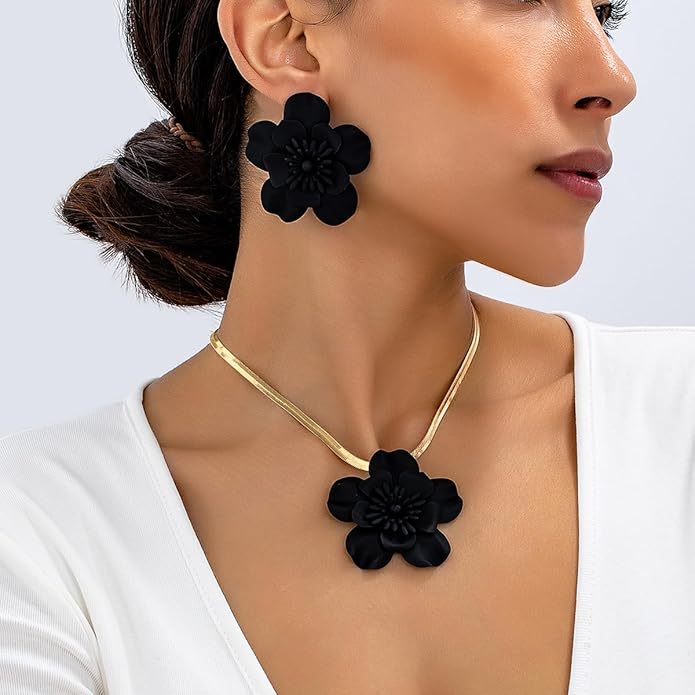 Vintage Flower Necklace Earring Set Gold Snake Chain Necklace Bohemian Red Flowers Choker Necklaces Hypoallergenic Statement Flower Stud Earrings Elegant Bridal Wedding Summer Beach Jewelry