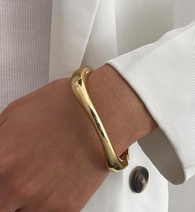 Chunky Gold Bangle Bracelets for Women, Dainty 14k Gold Plated Big Stackable Bangles Set, Trendy Statement Cuff Bracelet Stack Fashion Jewelry Christmas Gifts