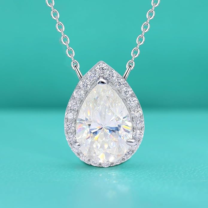 14K Gold Pear Cut Diamond VVS1 Diamond Necklace for Women, Luxury Jewelry Accessory, Addition to Your Beloved Partner's Collection