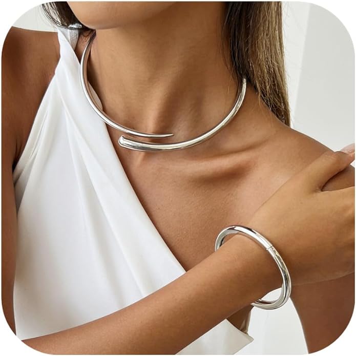 Chunky Gold Choker Necklace for Women With Bracelets, 18K Gold Plated Statement Teardrop Collar Silver Minimalist Fashion Accessories Jewelry Gifts