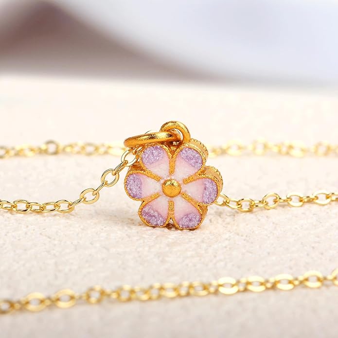 Dainty 18K Gold Plated Butterfly Necklaces Cute Gold Necklace for Women Simple Choker Jewelry for Women Trendy Jewelry Gifts