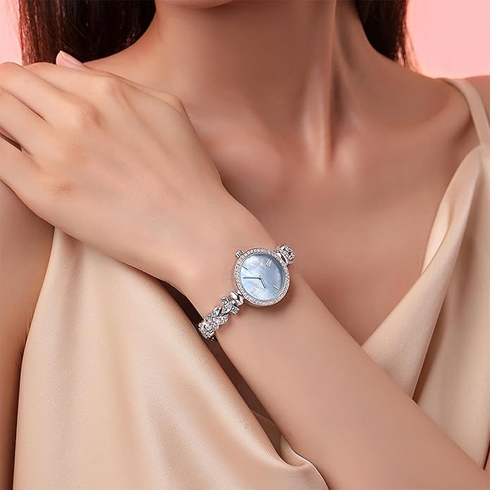 LANZOOM Retro Women's Quartz Watch - Stainless Steel case,Gold Filled, Ideal Gift for Holidays and Special Occasions.