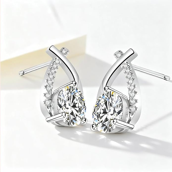 Moissanite Stud Earrings D Color VVS1 Moissanite Earrings 925 Sterling Silver 18K Gold Plated Friction Flat Bottom Mermaid Tail Earrings for Women