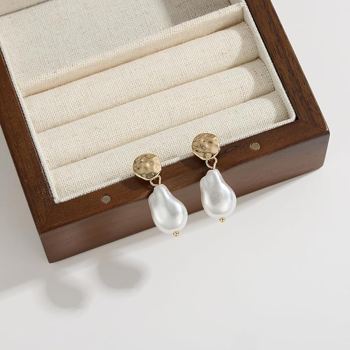 Statement Pearl Dangle Earrings,Gold and Large Pearl,Luxury Chandelier Organic Style Earrings
