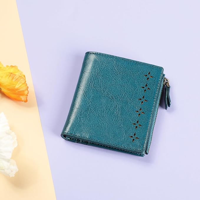 Lavemi Ultra Thin Small Compact Leather Womens Girls Wallets RFID Blocking Credit Card Holder for Women