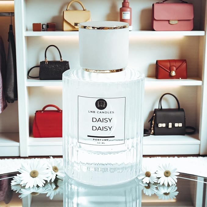 Daisy Bloom Eau de Parfum – Fresh Floral Perfume Women – Notes Wild Daisy, Jasmine, Violet Musk – Long Lasting Inspired by Popular Iconic Floral Fragrance Made in USA, Clean Ingredients Essential Oils