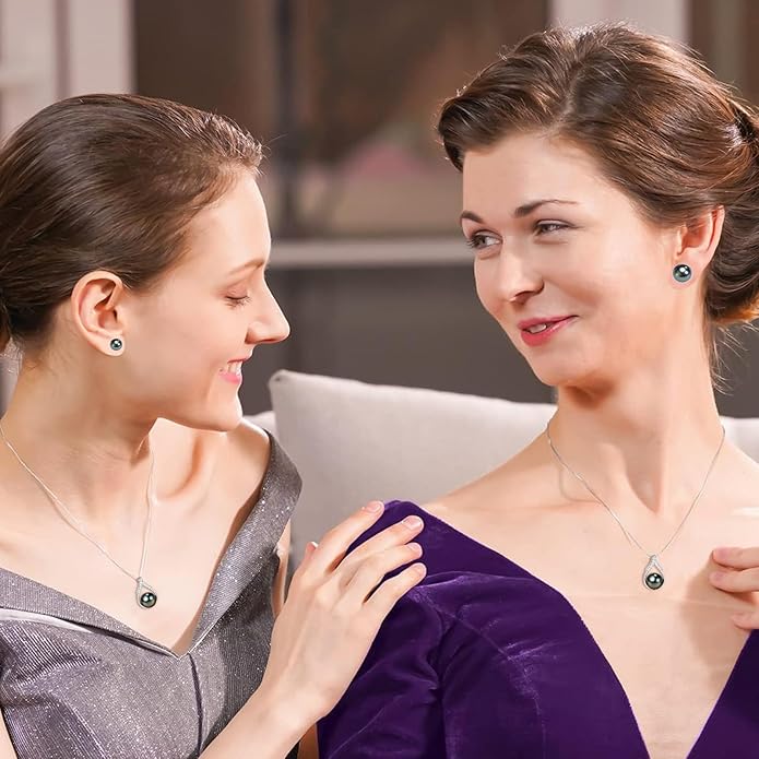 Gifts for Women Mom Her Girlfriend Grandma Wife on Christmas Day Mothers Day Valentines Birthday Gifts Wedding Gift Jewelry Anniversary Tahitian Black Pearl Necklaces