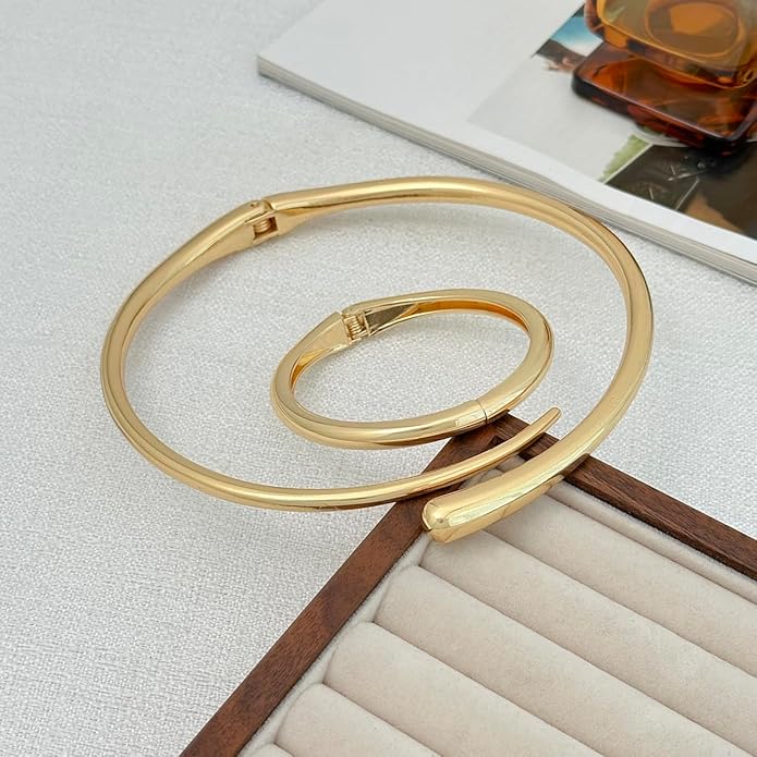 Chunky Gold Choker Necklace for Women With Bracelets, 18K Gold Plated Statement Teardrop Collar Silver Minimalist Fashion Accessories Jewelry Gifts