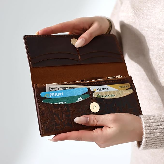 Genuine Leather Handmade Wallet for Women Large Capacity Credit Card Holder Ladies Bifold Long Clutch Handbag Slim Minimalist Western Purse with Zipper Pocket