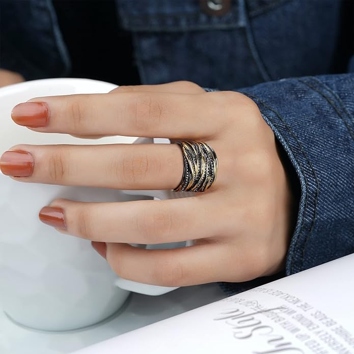 Mytys 2 Tone Intertwined Crossover Statement Ring Fashion Chunky Band Rings for Women Wide Index Finger Rings Costume Jewelry