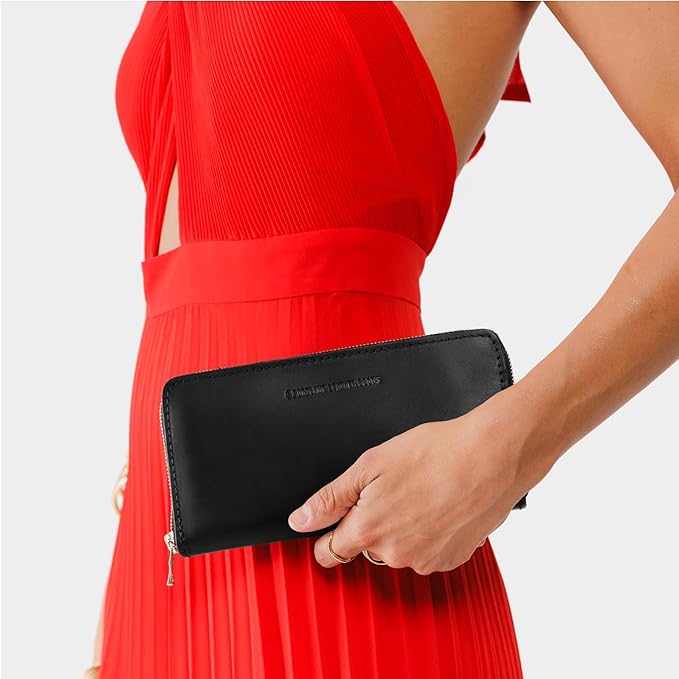 Portland Leather Goods Women's Accordion Zip Wallet – Handcrafted in Durable, Full-Grain Leather – 8 Card Slots & Secure Zippered Pocket – Black