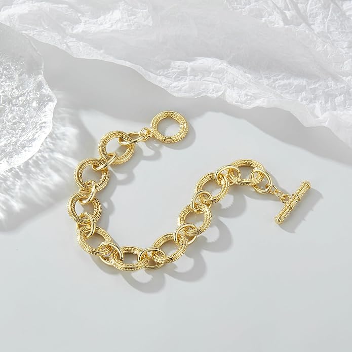 Mytys Chunky Chain Link Bracelet Two-Tone Mixed Metal Textured Toggle Clasp Statement Bangle Bracelet Jewelry for Women Fashion
