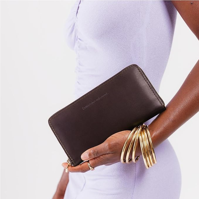 Portland Leather Goods Women's Accordion Zip Wallet – Handcrafted in Durable, Full-Grain Leather – 8 Card Slots & Secure Zippered Pocket – Pebbled Black