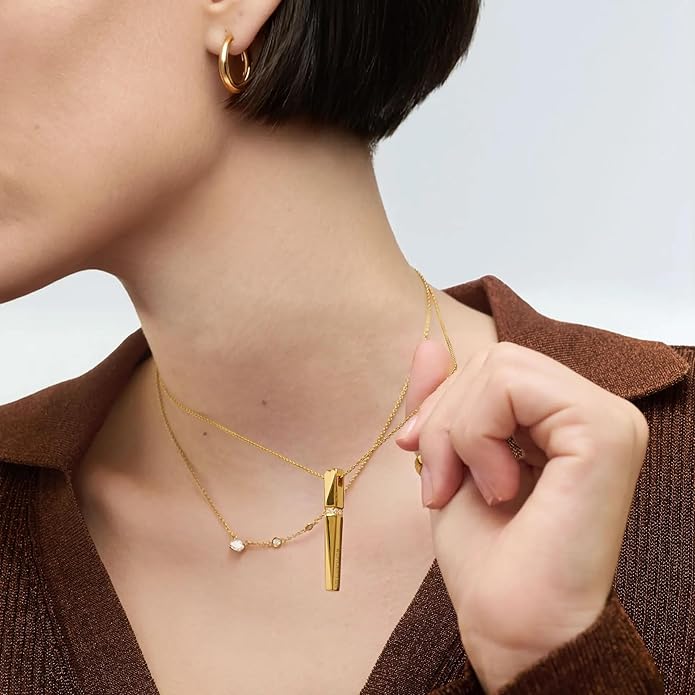 OAK & LUNA - Personalized Pillar Bar Necklace with Diamond Options - Custom Inscription Engraved Pendant - Up to 4 Names - Jewelry Gift for Women, Her, Mother For Mother's Day, Christmas