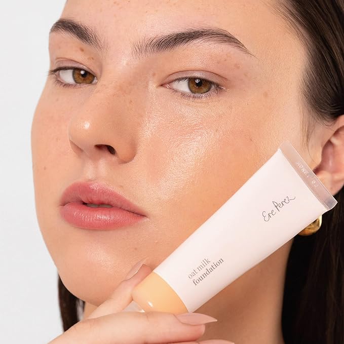 Ere Perez - Natural Oat Milk Liquid Foundation | Breathable, Buildable, Med-Full Coverage | Peach Extract, Vitamin E | Vegan, Cruelty-Free, Clean Beauty (Honey | light neutral cool, 1 fl oz | 30 ml)