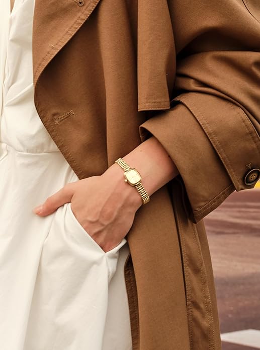 Gold Watches for Women Vintage Ladies Wrist Watches Stainless Steel Dainty Small Gold Watch with Link Removal Tools and Gift Box for Women and Love Ones