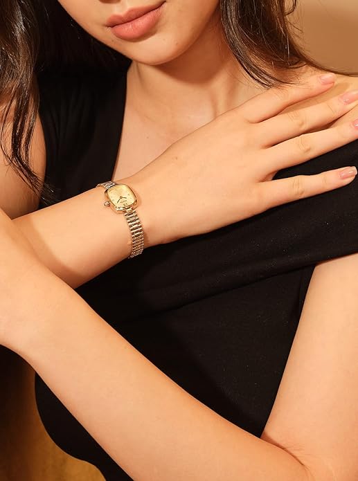 Gold Watches for Women Vintage Ladies Wrist Watches Stainless Steel Dainty Small Gold Watch with Link Removal Tools and Gift Box for Women and Love Ones