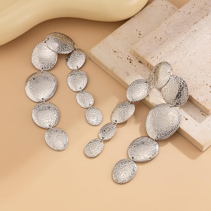 Elegant Gold Choker Necklace and Earring Set for Women, Textured Jewelry Set, Statement Necklace & Drop Earrings for Parties and Events