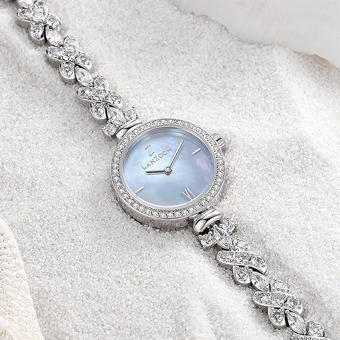 LANZOOM Retro Women's Quartz Watch - Stainless Steel case,Gold Filled, Ideal Gift for Holidays and Special Occasions.