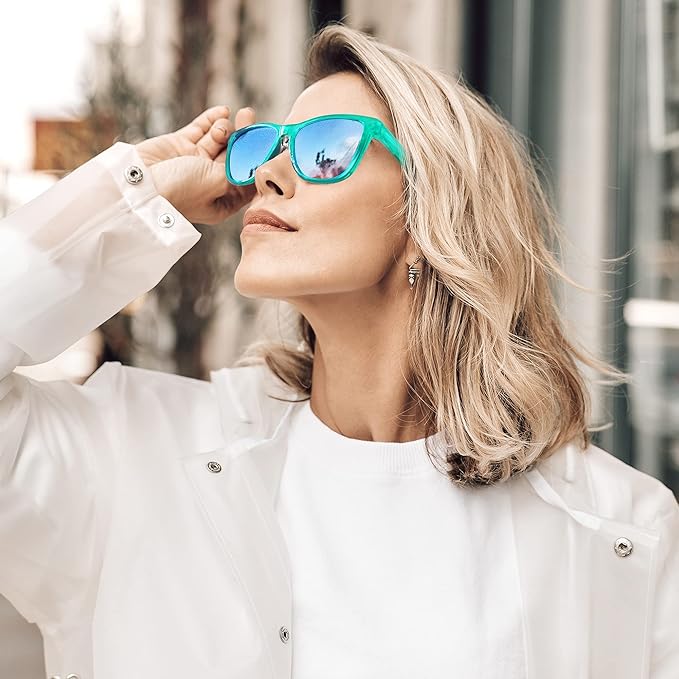 MEETSUN Polarized Sunglasses for Women Men Trendy Classic Retro Designer Style