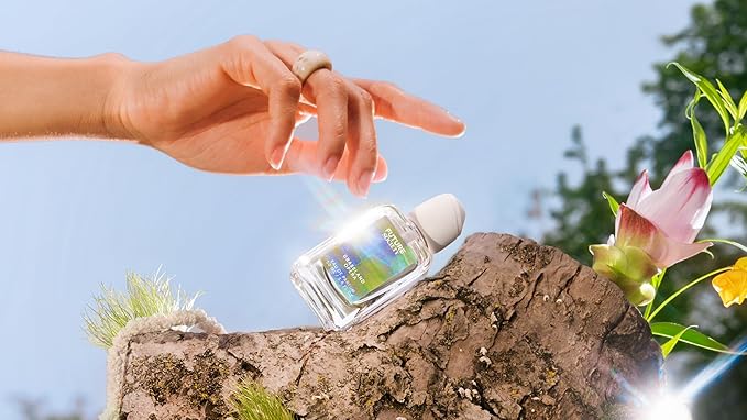 Future Society Grassland Opera Perfume - Rich Green Floral Eau de Parfum with Notes of Sage, Ginger, Ylang Ylang & Sandalwood - Luxury Perfume Inspired by Prairies - Modern Unisex Fragrance - 50ml