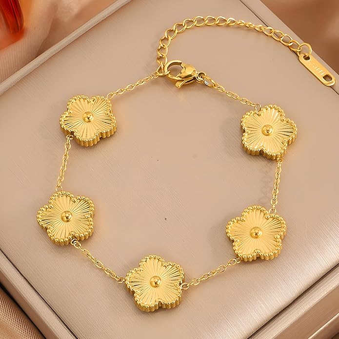 Gold Bracelets for Women- 4Pcs 18K Gold Plated Stackable Floral Clover Bracelets ,Stainless Steel Bangle Non Tarnish, Gold Bracelet Set Trendy Jewelry,Christmas Valentines Birthday Gifts-Pulseras Para Mujer