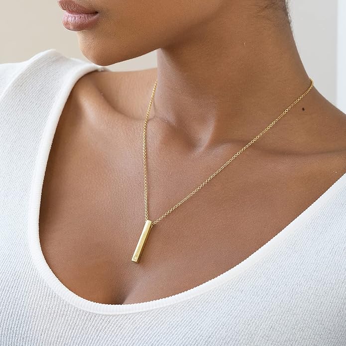 OAK & LUNA - Personalized Pillar Bar Necklace with Diamond Options - Custom Inscription Engraved Pendant - Up to 4 Names - Jewelry Gift for Women, Her, Mother For Mother's Day, Christmas
