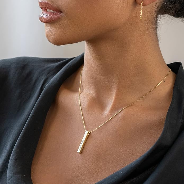 OAK & LUNA - Personalized Pillar Bar Necklace with Diamond Options - Custom Inscription Engraved Pendant - Up to 4 Names - Jewelry Gift for Women, Her, Mother For Mother's Day, Christmas