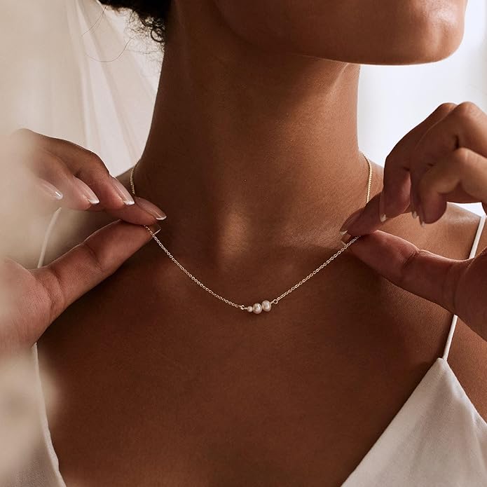 Gold Pearl Necklaces for Women Trendy 14k Gold Plated Dainty Necklace Simple Pearl Drop Single Charm Pendant Necklace Women's Jewelry Best Friend Birthday Gifts Gold Jewelry for Women