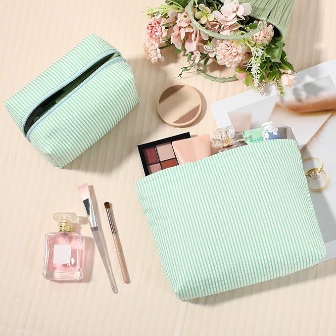 2 Pieces Makeup Bag Set Cute Cosmetic Pouch for Women Seersucker Travel Toiletry Bag Preppy Small Makeup Purse Pouch Aesthetic Skincare Brushes Storage Organizer for Christmas Women(Green)