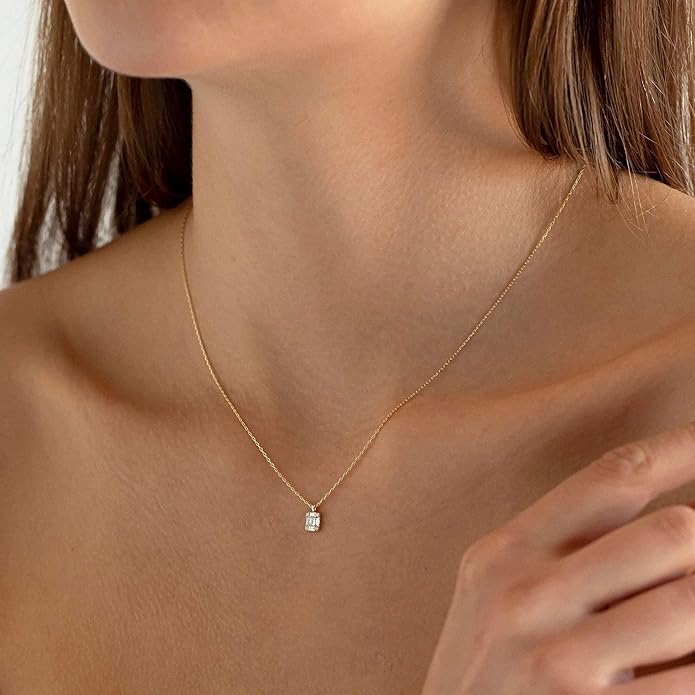 MIDEEO Christmas Gifts for Grandkids CZ Diamond Necklace for Women Dainty Layered Cubic Zirconia Solitaire Pendant Necklace Gold Plated Waterdrop Shape Square Emerald Green CZ Simulated Diamond Bridesmaid Necklace