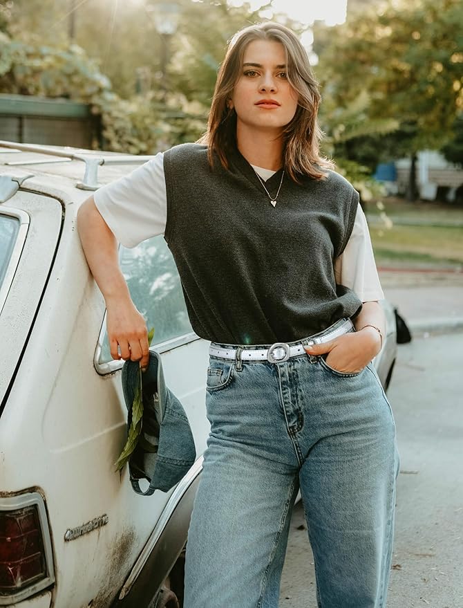 Thin Belt for Women Jeans Faux Leather Ladies Skinny Waist Belts for Dresses Pants with Trendy Gold/Silver Buckle