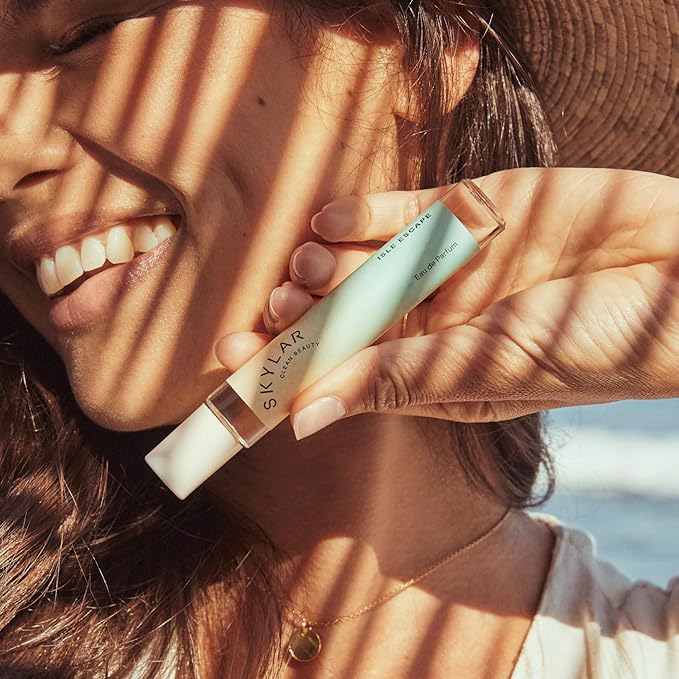 Skylar Isle Escape Eau de Parfum - Hypoallergenic & Clean Perfume for Women & Men, Vegan & Safe for Sensitive Skin - Fresh Perfume with Notes of Bergamot, Cardamom & Sandalwood - 10mL /0.33 Fl oz