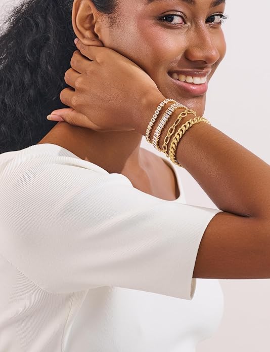 Gold Chain Bracelet Set for Women 14K Gold Plated Bracelets Multi-Layer Stackable Bracelet Dainty Cuban Paperclip Chain Bracelets Pack Jewelry