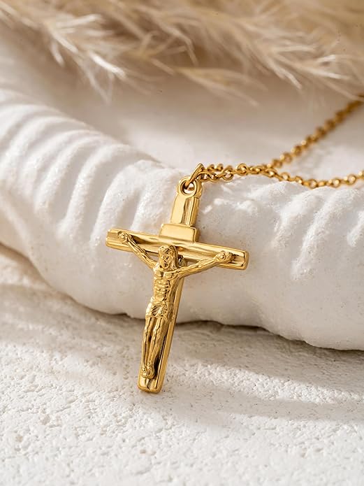 Baydurcan Dainty Gold Necklace for women - 14K Gold Plated Pendant Necklaces Gifts for Friends Sister Mother, Birthday, Christmas, Graduation, Inspirational Gifts