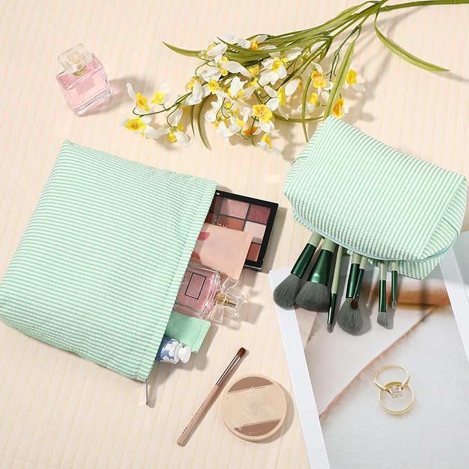 2 Pieces Makeup Bag Set Cute Cosmetic Pouch for Women Seersucker Travel Toiletry Bag Preppy Small Makeup Purse Pouch Aesthetic Skincare Brushes Storage Organizer for Christmas Women(Green)