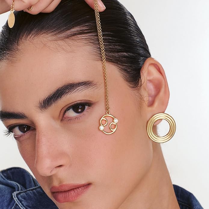 OAK & LUNA - Zodiac Sing Necklace – Moissanite Star Sign Pendant on 18" Rolo Chain – Available in 18K Gold Vermeil or Sterling Silver