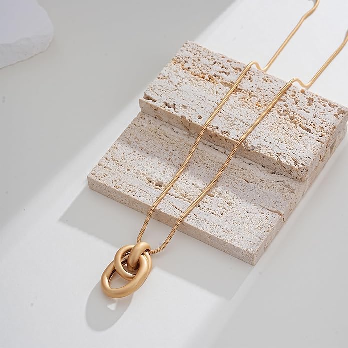 Gold Knot Pendant Necklace for Women Statement Gold Necklace 14K Gold Plated Knot Choker Trendy Jewelry
